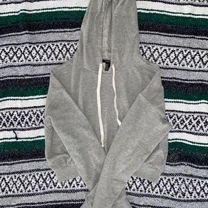 Cropped gray hoodie